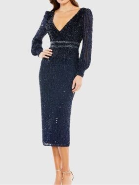 Mac Duggal navy sequined long dress size 8 NEW with tags!!